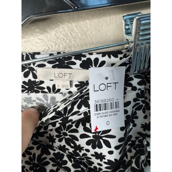 NWT-Loft Women's White/Black Skirt Size 0 midi skirt ruffles viscose - Picture 3 of 6